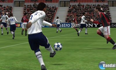 Nuevas imágenes de Pro Evolution Soccer 2011 3D