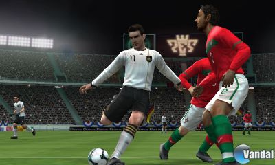 Nuevas imágenes de Pro Evolution Soccer 2011 3D