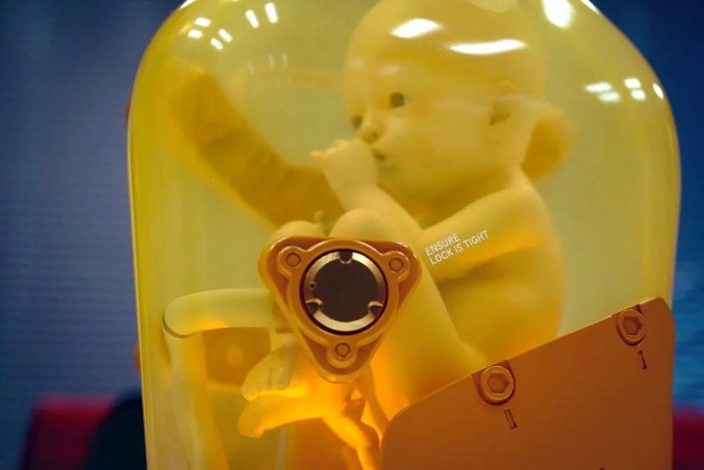 Death Stranding Hideo Kojima Muestra La Bb Pod De La