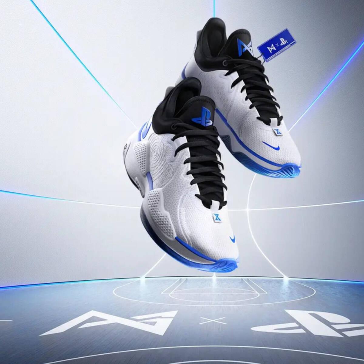 Desmenuzar Roble intercambiar Las zapatillas de Nike inspiradas en PS5 se muestran en un nuevo vídeo  promocional - Vandal