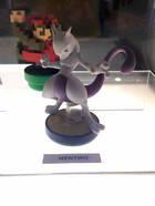 Así luce el amiibo de Mewtwo