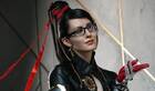 La 'cosplayer' profesional Oniksiya Sofinikum se disfraza de Bayonetta
