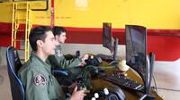 Dos pilotos del ejército español juegan a Microsoft Flight Simulator 2024: 'Es una experiencia muy realista'