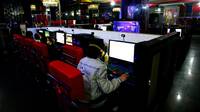 China cierra 12.000 cibercafs desde 2020 por el COVID y los esports mviles