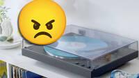 Sony promociona un tocadiscos y enfada a los fans de PlayStation que defienden el formato f�sico
