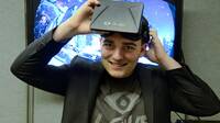 El fundador de Oculus defiende explorar la pornograf�a en realidad virtual