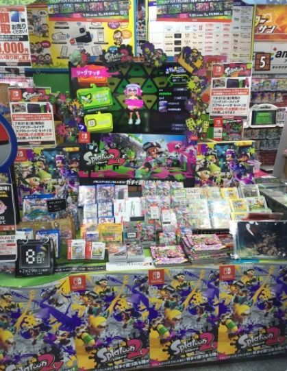 Nintendo Switch contin�a generando colas en las tiendas japonesas Imagen 6
