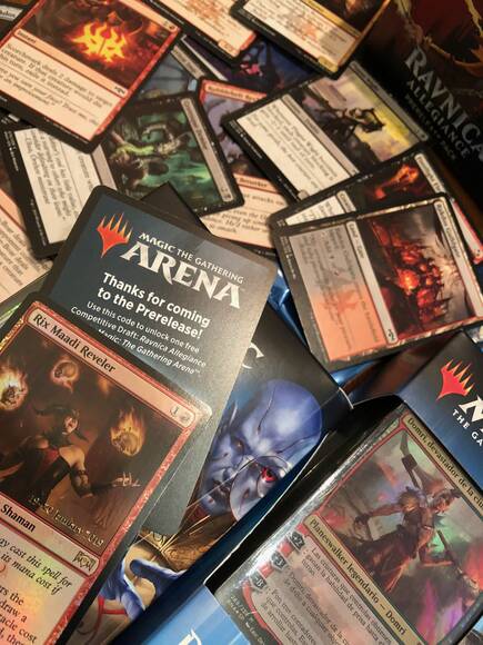 Lo mejor de �Arena� es que aquellos mazos preconstruidos que tengamos de las actuales colecciones de �Magic�, pueden registrarse en el videojuego.