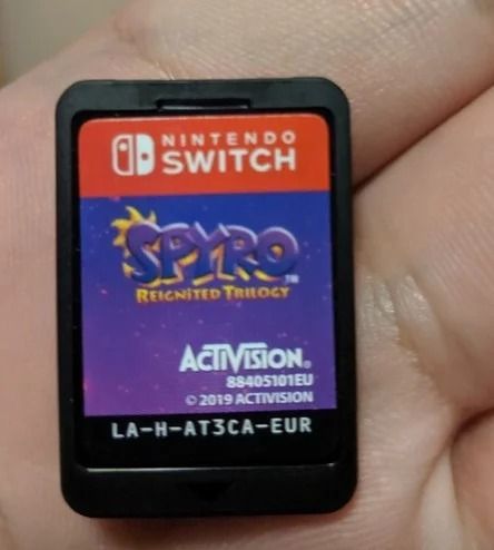 Spyro Reignited Trilogy: La versin fsica de Switch requerir una descarga de 10 GB Imagen 2