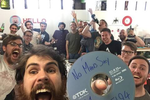 Un equipo muy pequeo haciendo un juego muy grande