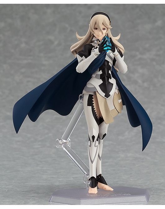 Ya disponibles para reservar dos figuras de la versin femenina de Corrin de Fire Emblem Fates Imagen 2