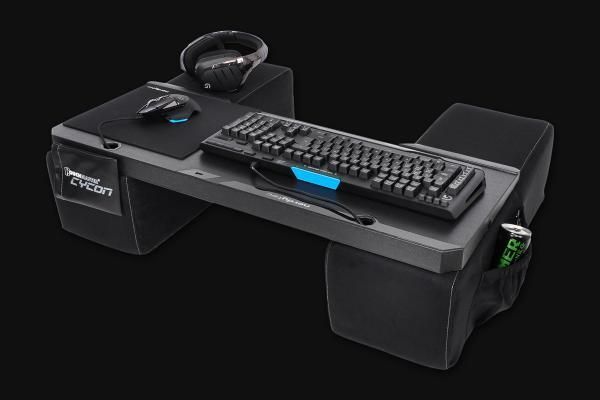 Couchmaster Cycon, el soporte para jugar en PC con teclado y ratn desde el sof o la cama Imagen 4