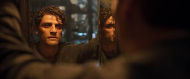 Caballero Luna Oscar Isaac