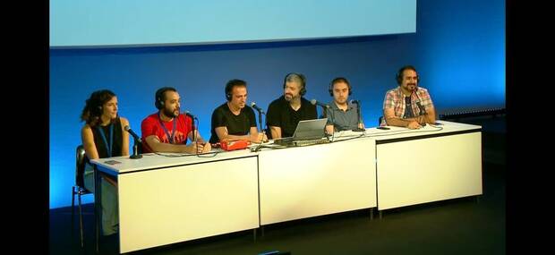 Uno de los poquísimos casos de 'Vandal Radio' presencial en Barcelona Games World. De izquierda a derecha: Paloma Ferro, Pablo Grandío, Rubén Mercado, José de la Fuente, Jorge Cano y Javier Gutiérrez.