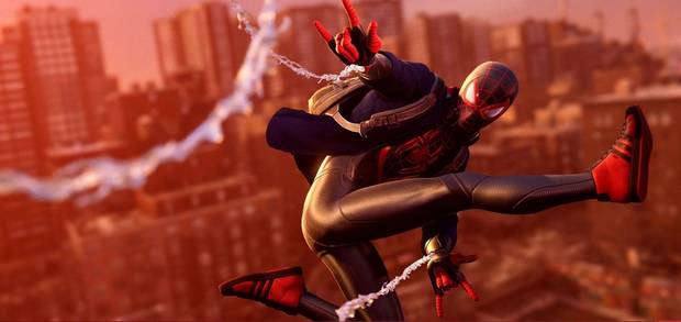 Spider-Man: Miles Morales - Traje de la Academia Brooklyn Visions
