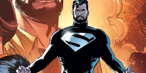 Superman en traje negro en los cómics