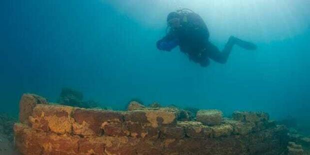 Ciudad de la Ruta de la Seda sumergida