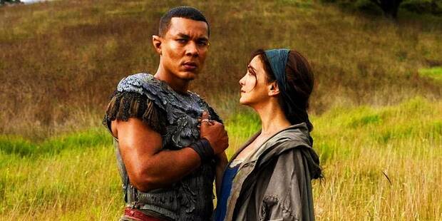 El Seor de los Anillos: Los Anillos de Poder Bronwyn y Arondir