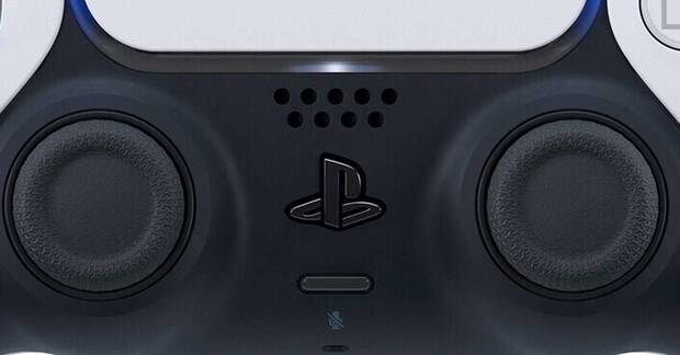 Detalle del DualSense, el mando de PS5.