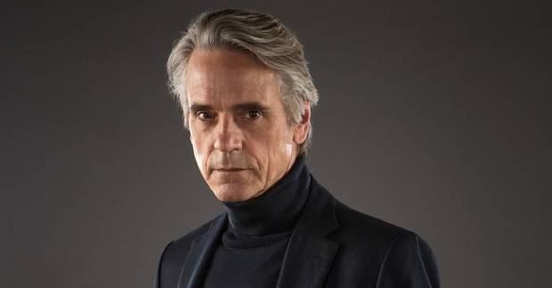 Jeremy Irons se une al reparto de Gucci con Lady Gaga