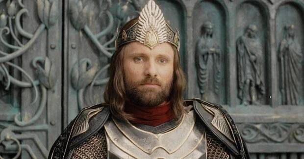 Aragorn y su corona en El retorno del rey