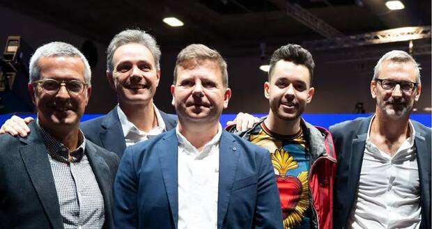 Huguet (segundo por la izquierda) en 2019 en Madrid Games Week con Top Gamers Academy.