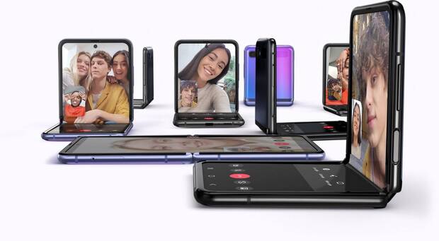 Samsung Galaxy Z Flip, el nuevo m�vil plegable que recuerda a Nintendo DS y GBA SP Imagen 3