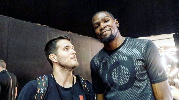'Perxitaa' con el jugador de baloncesto Kevin Durant.