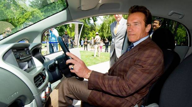 Coche Arnold
