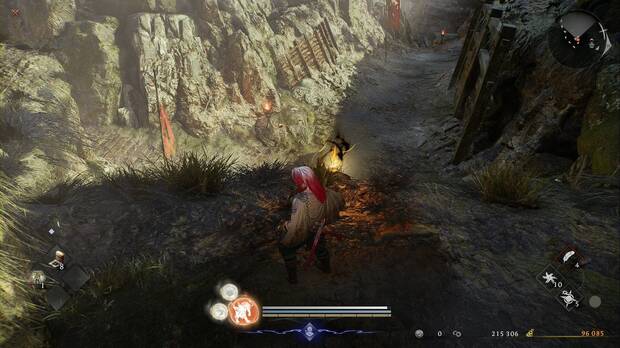 Nioh 3 - La fortaleza del miraje, amrita en lo alto del desfiladero, desde donde disparaba un arquero