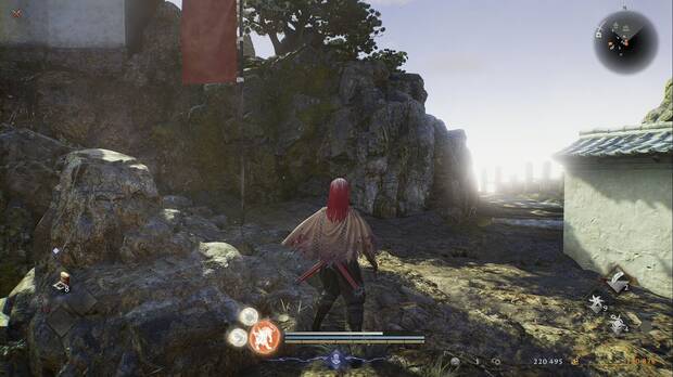 Nioh 3 - La fortaleza del miraje, muralla ilusoria en el  patio al norte del nurikabe que lleva a la fuente termal de Futamata