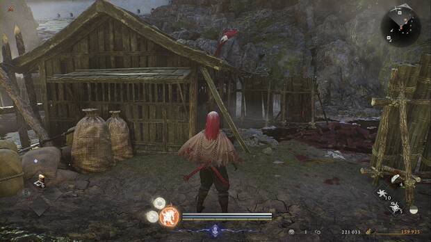 Nioh 3 - La fortaleza del miraje, patio de la salida noroeste del edificio del nurikabe