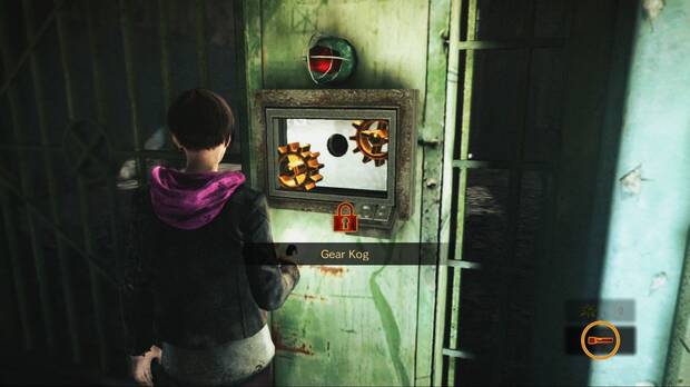 Claire Redfield y Moira Burton inspeccionando la zona en busca de los engranajes que le faltan a u mecanismo. Es un puzle muy sencillo.