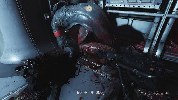 Tal y como ocurría en la primera entrega podremos empuñar dos armas para aumentar el poder destructivo de Blazkowicz.