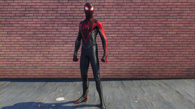 Marvel's Spider-Man 2 - Trajes de Miles: Traje Mejorado