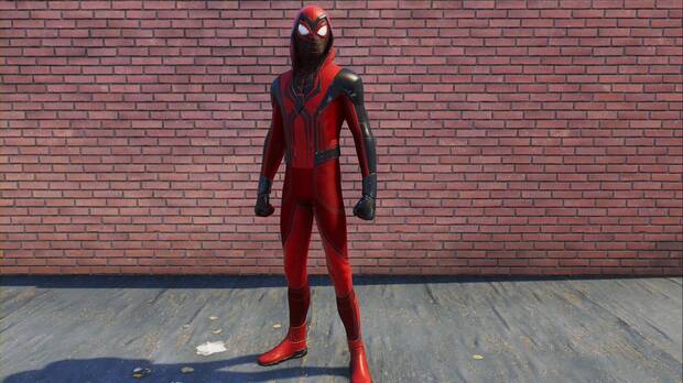 Marvel's Spider-Man 2 - Trajes de Miles: Traje de Capucha carmesí