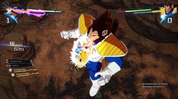 Dragon Ball: Sparking! Zero - Golpear al oponente en modo Sparking