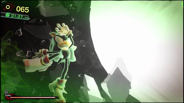 Los nuevos poderes de Shadow hacen que sea un personaje divertid�simo de controlar. Eso s�, no puede usar ni el Drop Dash ni derrapar.