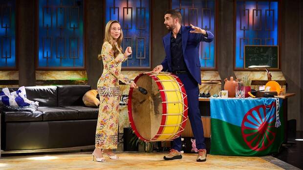 Ester Exp�sito en La Revuelta