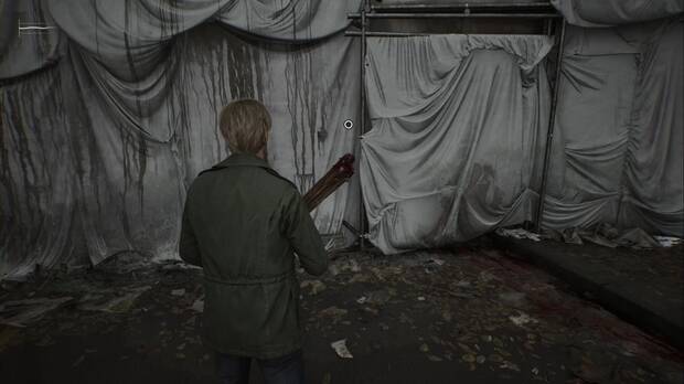 Silent Hill 2 Remake - Calles de Silent Hill: punto con el que interactuar en la barrera de la calle Katz para conseguir el atisbo 5