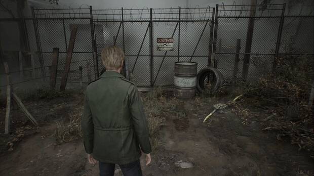 Silent Hill 2 Remake - Calles de Silent Hill: letrero DO NOT ENTER que desbloquea el atisbo 2