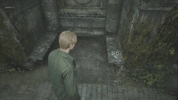 Silent Hill 2 Remake - Zona oeste: ubicación de la foto Tan lejos de casa en el Parque Rosewater, en un recoveco cerca del puesto de helados