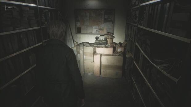 Silent Hill 2 Remake - Hospital Brookhaven: ubicación de la máquina de escribir con el atisbo #13 en la Sala de registros médicos