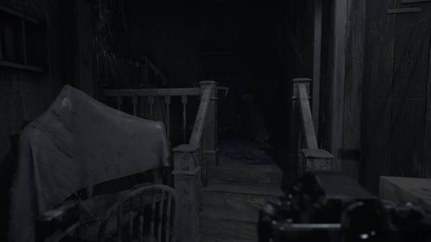�Este juego contiene escenas que pueden ser sobrecogedoras. Se recomienda jugar con precauci�n', reza la advertencia.