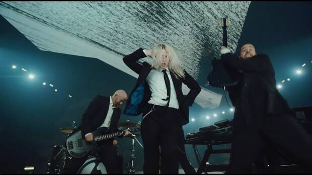 Imagen de portada del videoclip Two Faced (Linkin Park, 2024)