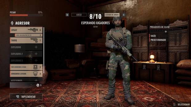 Antes de comenzar con la partida podremos personalizar a nuestro personaje con diferentes piezas de equipamiento teniendo que respetar un límite de puntos al que tendremos que adaptarnos.