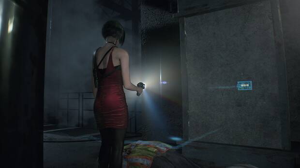 Ada Wong vuelve con su mítico vestido rojo.