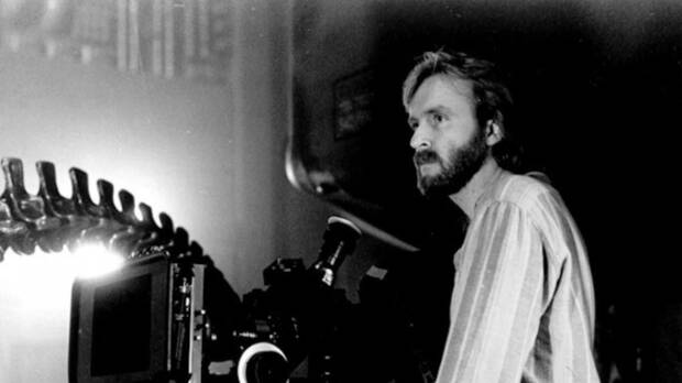 James Cameron dirigiendo Aliens