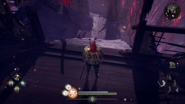 Nioh 3 - Vástago de los dioses, salida suroeste del edificio con la Ubume y el Oni carcelero tras usar una veta espiritual