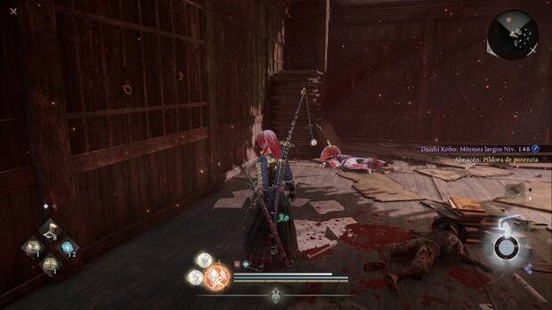 Nioh 3 - Un final siniestro, nurikabe en la pared este de la sala con samuráis cerca de la estatua del Pasadizo